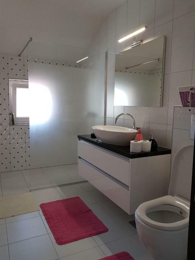 Visoko Homestay Esterno foto